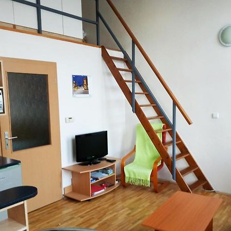 Stastna Trinactka Appartement Svoboda nad Úpou Buitenkant foto